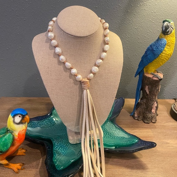 Freshwater Pearl Choker - Picture 1 of 6